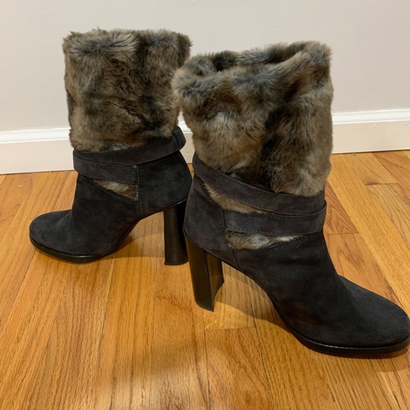 Stuart Weitzman Furstup Slate Grey suede Booties 9 Faux fur pull in buckle Heel - Picture 14 of 16